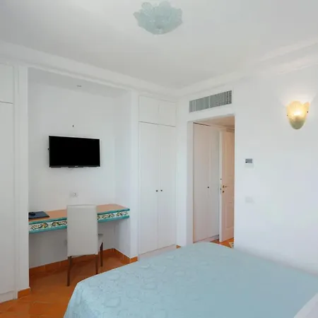 Luxury Seaview Con Jacuzzi Villa *