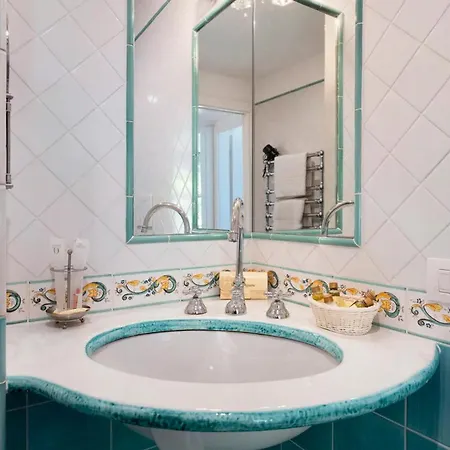 Luxury Seaview Con Jacuzzi * Conca dei Marini