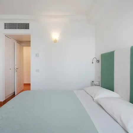 Luxury Seaview Con Jacuzzi * Conca dei Marini