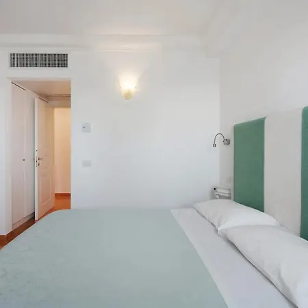 Willa Luxury Seaview Con Jacuzzi