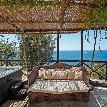 Luxury Seaview Con Jacuzzi Willa *