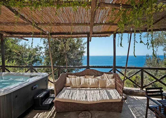 Luxury Seaview Con Jacuzzi Willa *